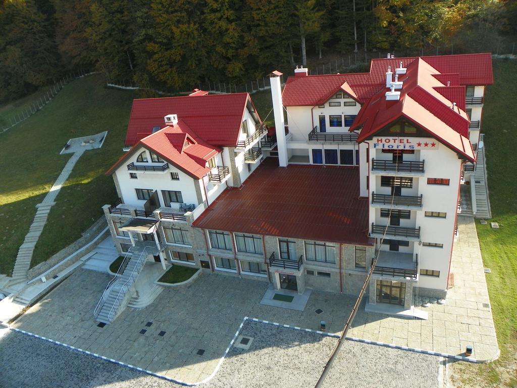 Hotel Floris Кея Екстериор снимка